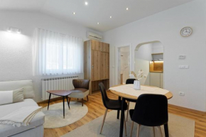 Apartments Sunliving by Rent Istria